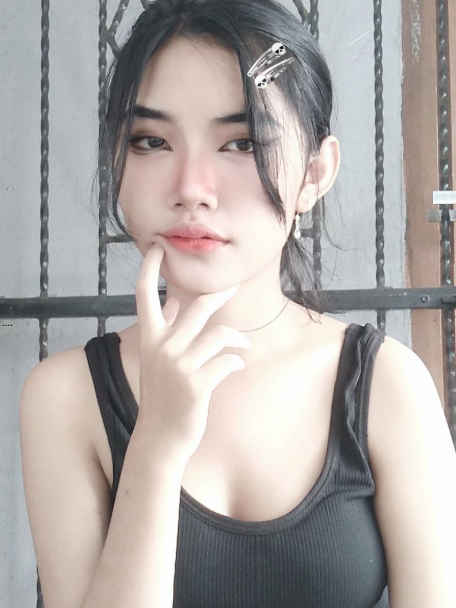 Check Out My Private Pics (18+)